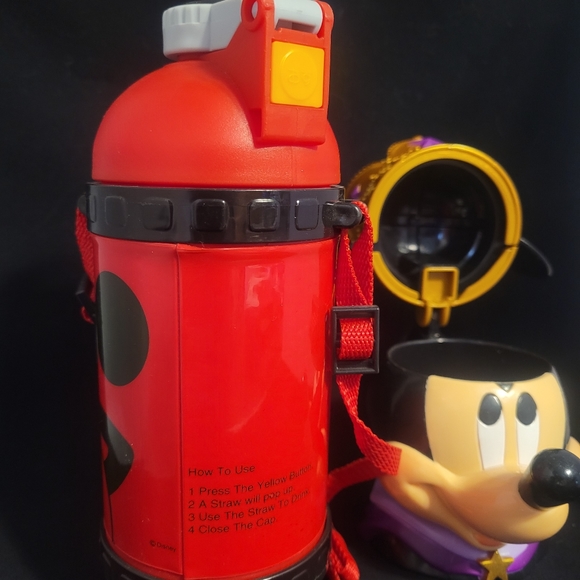 Vintage LOT of 2 Disney Mickey Mouse Travel Mugs - Disney Channel/Disney on Ice- - Picture 3 of 14